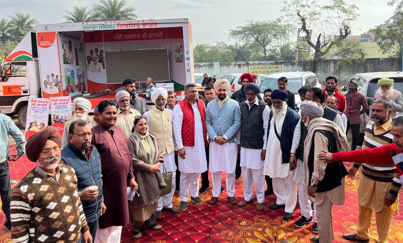Brar and Vashisht welcomed the Bharat Sankalp Yatra on reaching Nagari
